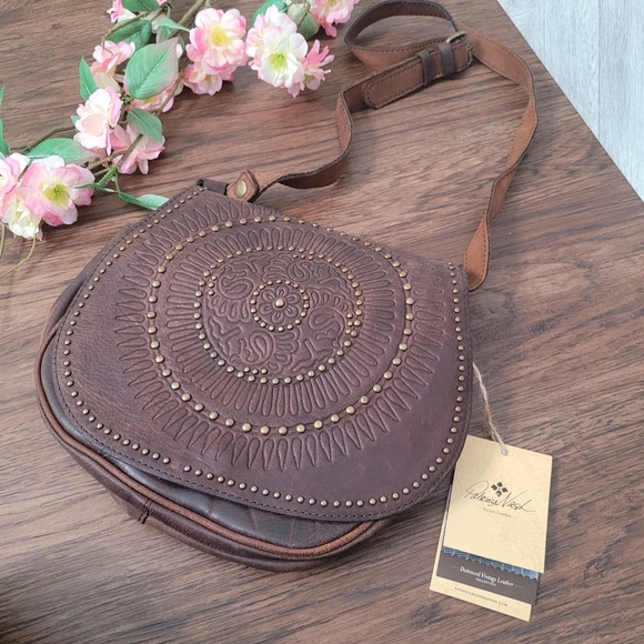 Patricia Nash Luciana Crossbody Leather Saddle Bag - Picture 14 of 16